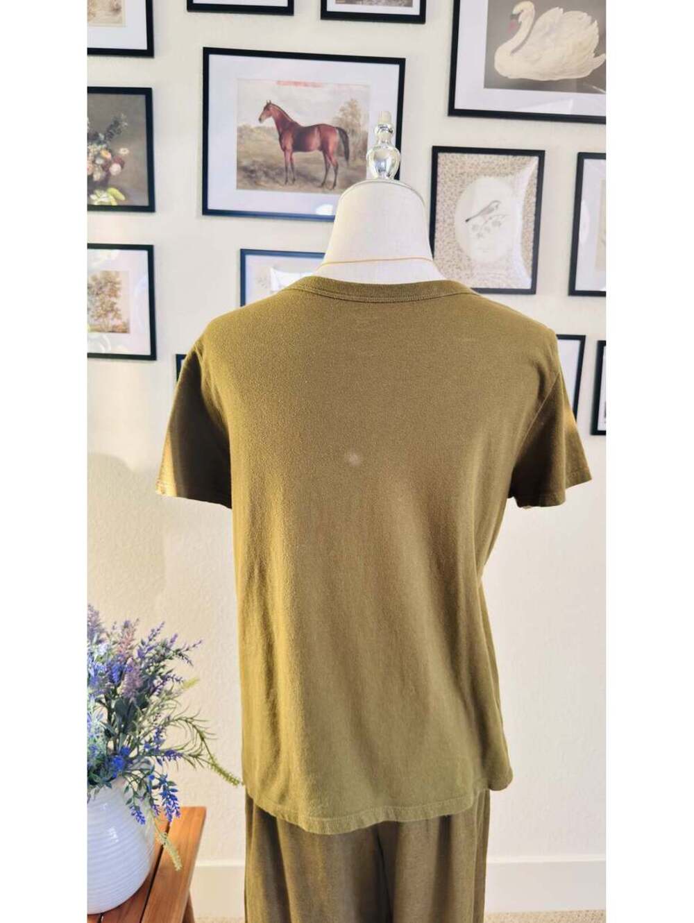 Old Navy Olive Green 'Roam Free' Graphic Tee - Size S Petite - Picture 7 of 9